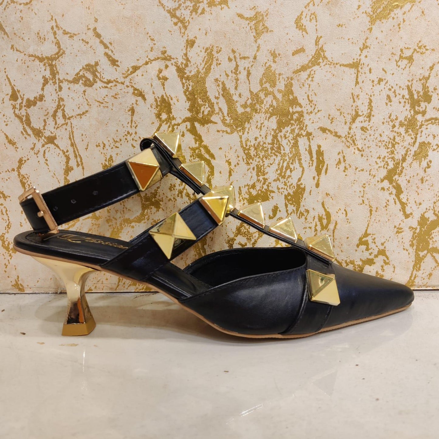 VALENTINO ROMAN STUD  ANKLE STRAP HELL